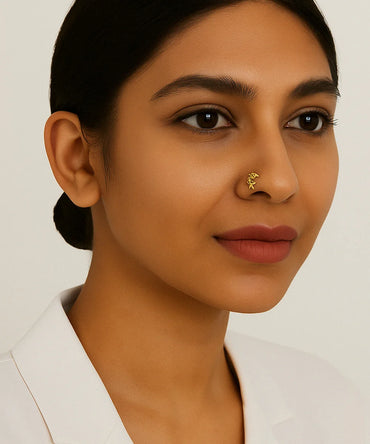 Flower Shaped Nose Pin