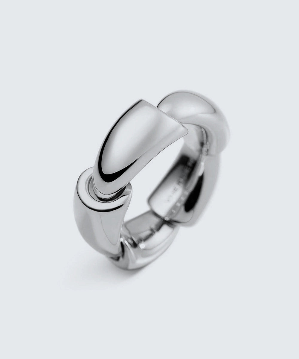 Elegance Gold Ring For Everyday Luxury