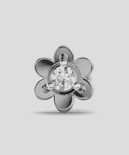 Flower Shaped Nose Pin